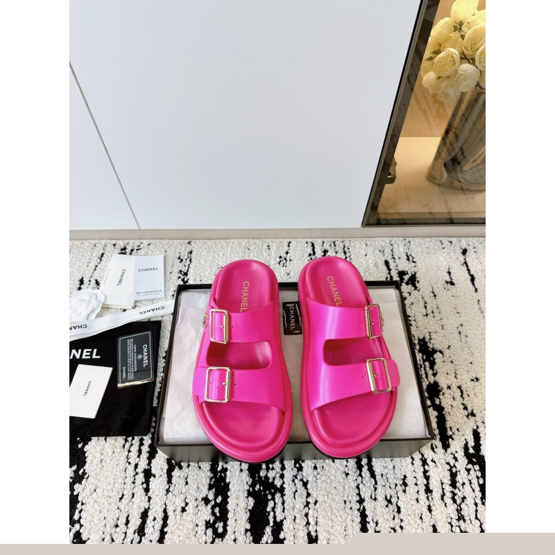 Ch*el slippers